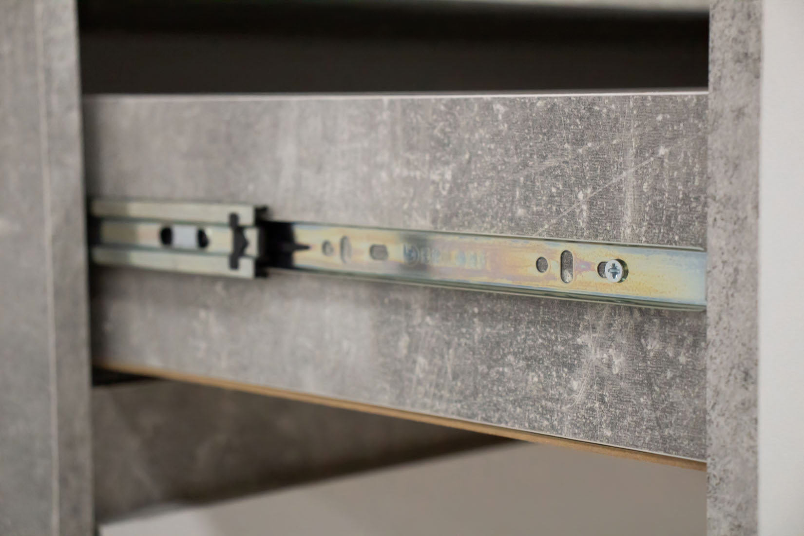 Денвер КМ 01 Комод 4 ящика Белый/Ателье светлый