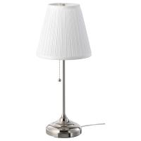 ÅRSTID Lampa stołowa, niklowano/biały Żarówka LED E27 470 lumenów